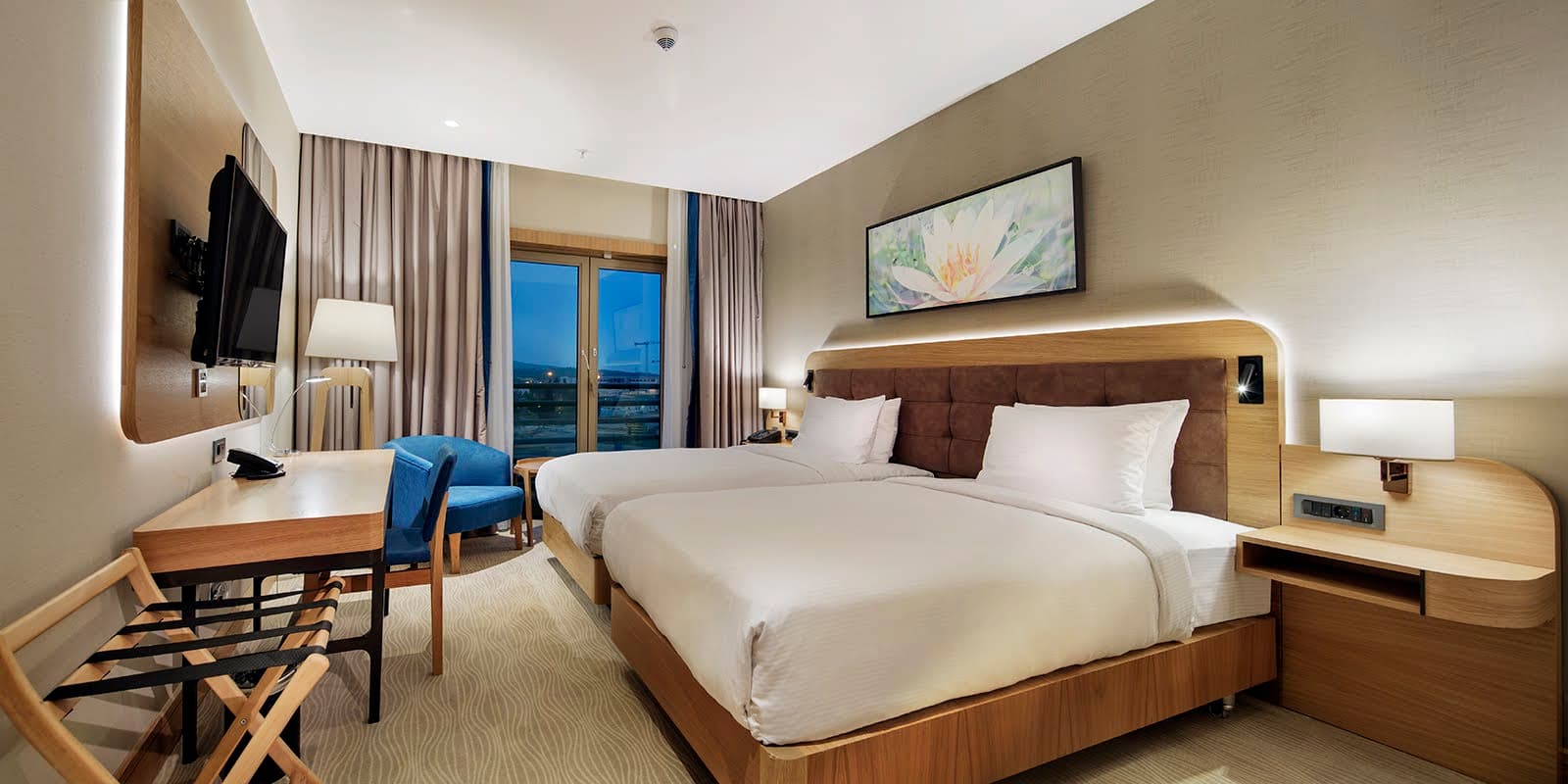 DoubleTree by Hilton ballroom and event space