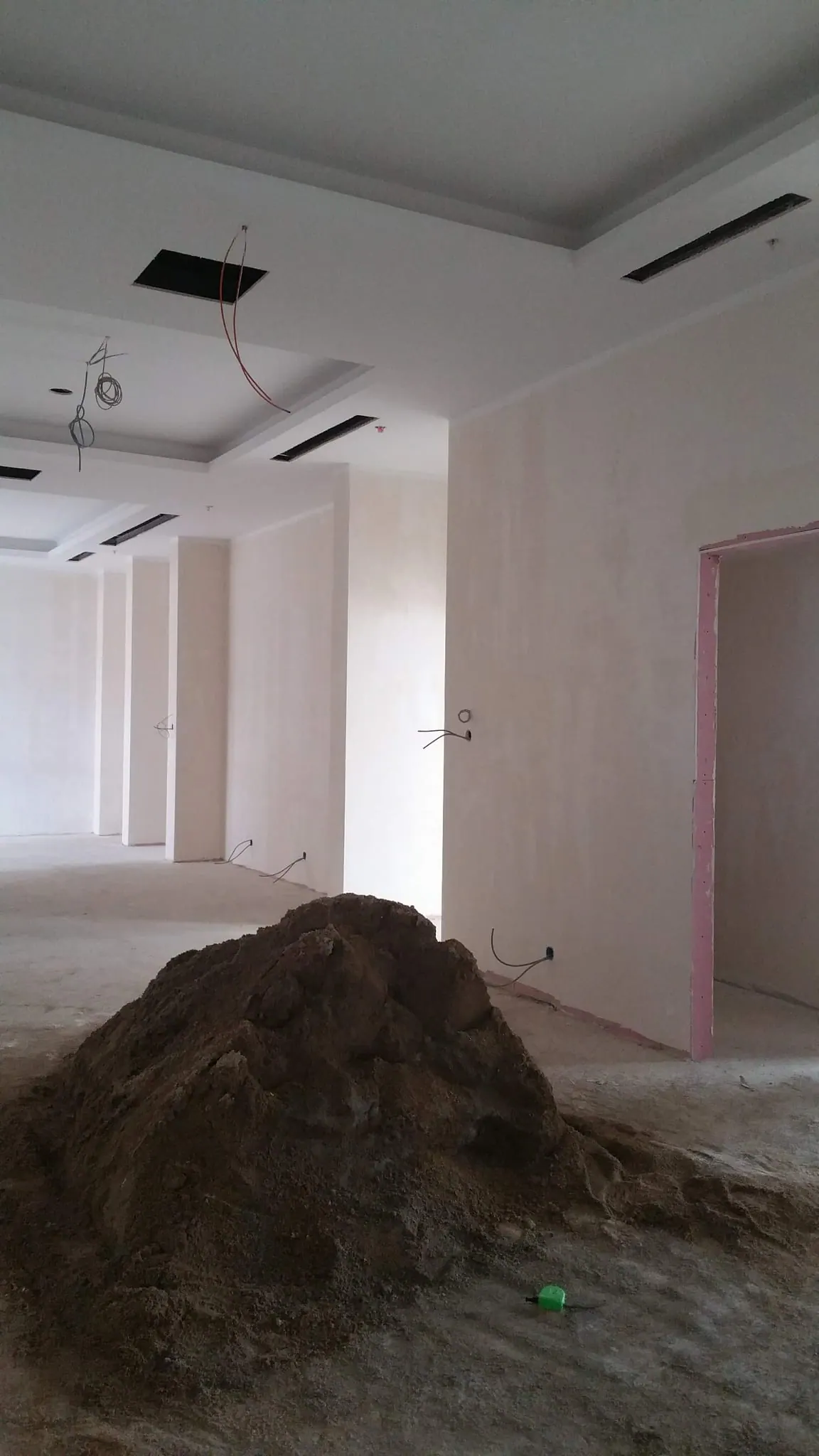 Site visit — terrace foyer